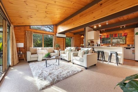 Photo of property in 363 Stokes Valley Road, Stokes Valley, Lower Hutt, 5019