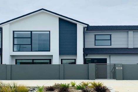 Photo of property in 8 Tieke Lane, Kenepuru, Porirua, 5022