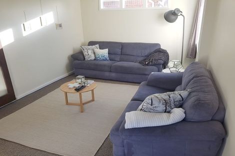 Photo of property in 29 Onewa Road, Northcote, Auckland, 0627