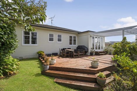 Photo of property in 25 Bould Street, Johnsonville, Wellington, 6037