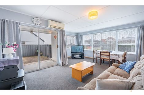Photo of property in 1/34 Selwyn Street, Maori Hill, Timaru, 7910