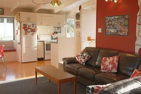 Photo of property in 33 Blue Pacific Parade, Riversdale Beach, Masterton, 5872