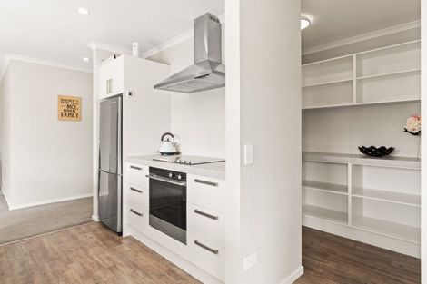 Photo of property in 95 Severn Street, Green Island, Dunedin, 9018