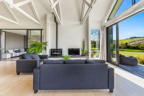 Photo of property in 1502 Weranui Road, Wainui, Silverdale, 0994