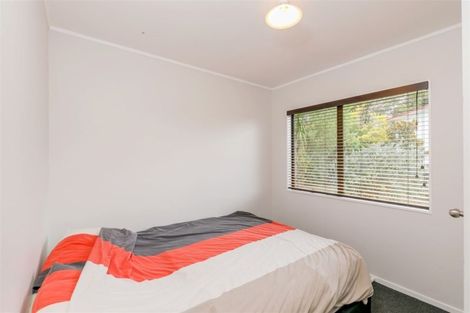 Photo of property in 14 Arde Place, Massey, Auckland, 0614