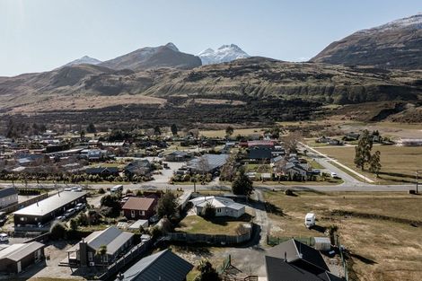 Photo of property in 35 Oban Street, Glenorchy, 9372