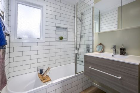 Photo of property in 18 Gear Terrace, Ranui, Porirua, 5024