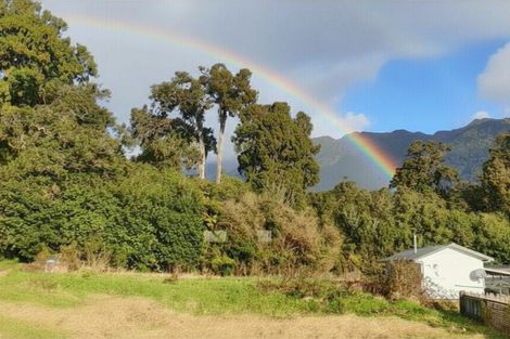 Photo of property in 9 Main Road, Fox Glacier, 7886