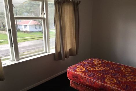 Photo of property in 16-20 Wickes Street, Cobden, Greymouth, 7802