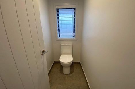 Photo of property in 63 Kaurinui Crescent, One Tree Point, 0118