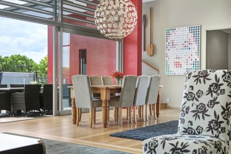 Photo of property in 12 Highlight Parade, Te Atatu South, Auckland, 0610