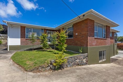 Photo of property in 16 Annandale Street, Lynmouth, New Plymouth, 4310