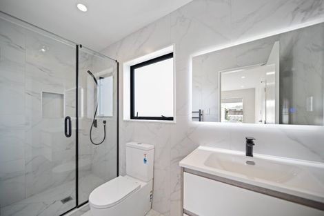 Photo of property in 44c Blakeborough Drive, Forrest Hill, Auckland, 0620