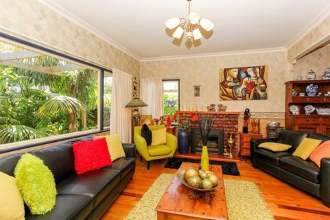 Photo of property in 65 Paynters Avenue, Strandon, New Plymouth, 4312