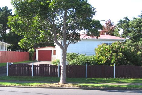 Photo of property in 406 Bucklands Beach Road, Bucklands Beach, Auckland, 2012