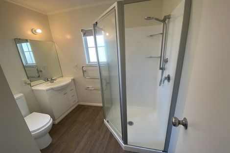 Photo of property in 2/95 Langana Avenue, Browns Bay, Auckland, 0630