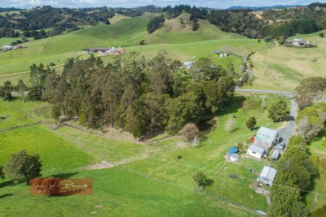 Photo of property in 307 Whananaki North Road, Opuawhanga, Hikurangi, 0181