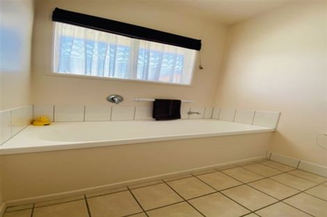 Photo of property in 1 Marvel Way, Pukekohe, 2120