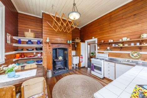 Photo of property in 234 Grey Street, Palmerston North, 4414