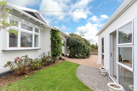 Photo of property in 39 Dorset Avenue, Westown, New Plymouth, 4310