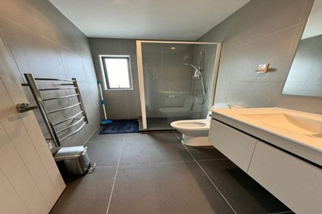 Photo of property in 6a Blenheim Street, Glenfield, Auckland, 0629