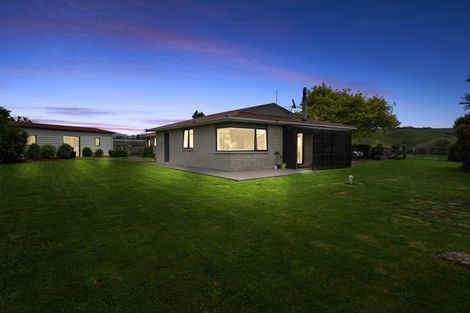 Photo of property in 1024 Mountain Road, Waiongana, Inglewood, 4389