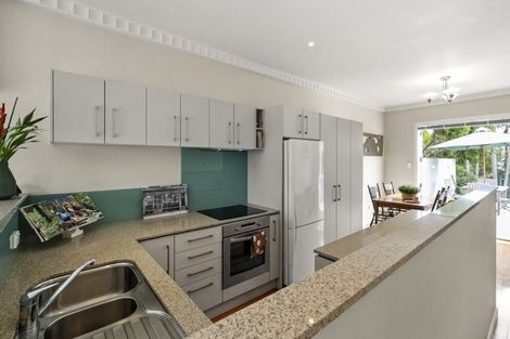 Photo of property in 19 Merani Street, Narrow Neck, Auckland, 0622