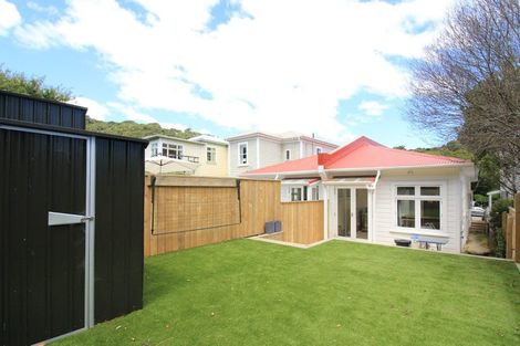 Photo of property in 35-37 Roy Street, Newtown, Wellington, 6021
