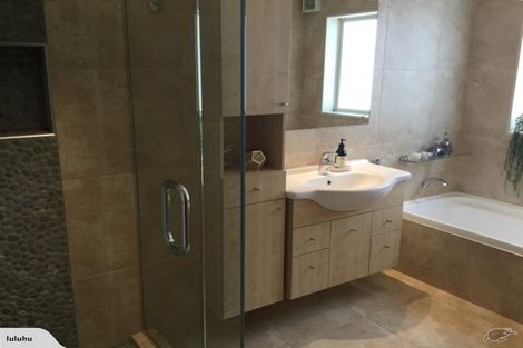 Photo of property in 2/35 Kowhai Road, Mairangi Bay, Auckland, 0630