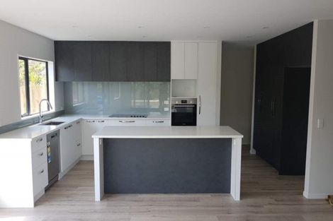 Photo of property in 115 Karepiro Drive, Stanmore Bay, Whangaparaoa, 0932