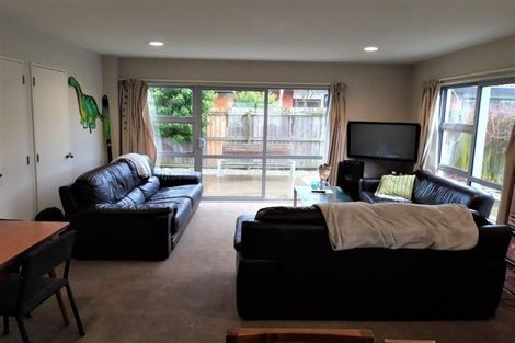 Photo of property in 27b Newnham Terrace, Upper Riccarton, Christchurch, 8041