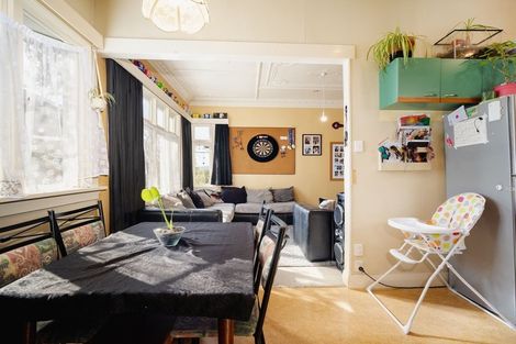 Photo of property in 74 Forbury Road, Saint Clair, Dunedin, 9012