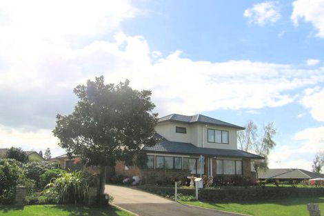 Photo of property in 1 Hinton Place, Pyes Pa, Tauranga, 3112