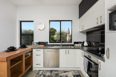 Photo of property in 4 Concord Avenue, Mount Maunganui, 3116