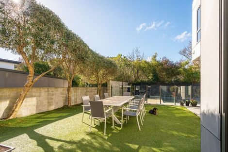 Photo of property in 94a Khandallah Road, Khandallah, Wellington, 6035