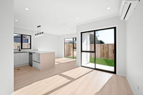 Photo of property in 7 Brough Place, St Andrews, Hamilton, 3200