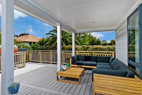 Photo of property in 125 Solar Road, Glen Eden, Auckland, 0602