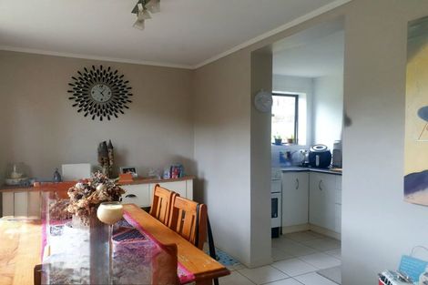 Photo of property in 50 Postgate Drive, Whitby, Porirua, 5024