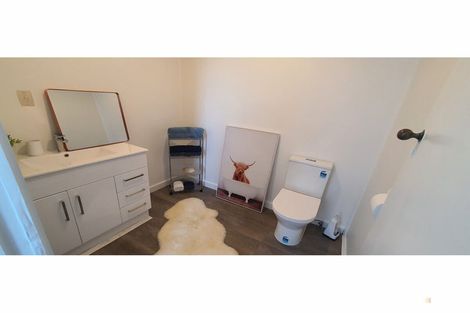 Photo of property in 92-98 High Street, Waimate, 7924