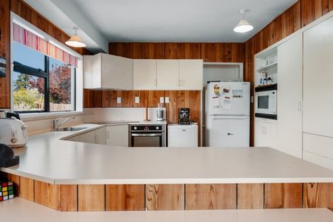 Photo of property in 16 Cairnmuir Crescent, Cromwell, 9310