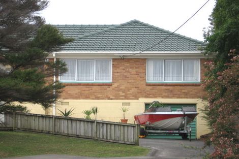 Photo of property in 1/57 Stanley Road, Glenfield, Auckland, 0629