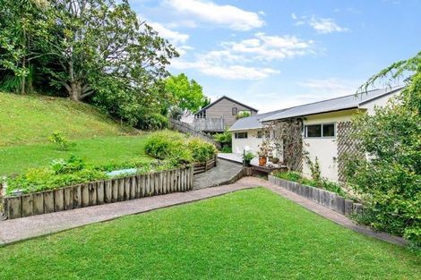 Photo of property in 9 Menear Lane, Hillcrest, Auckland, 0627