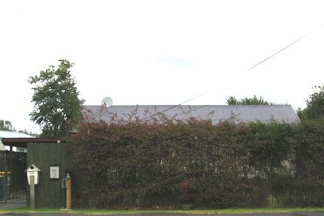 Photo of property in 3/17 Woodside Road, Massey, Auckland, 0614