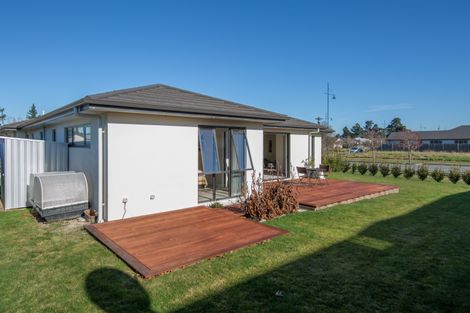 Photo of property in 68 Tutaipatu Avenue, Pegasus, 7612