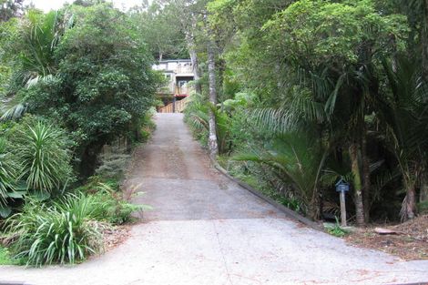 Photo of property in 30 Takahe Road, Titirangi, Auckland, 0604