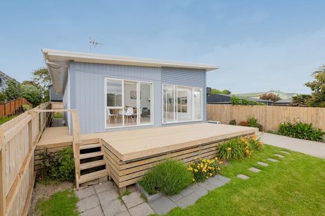 Photo of property in 100a Simpson Road, Papamoa Beach, Papamoa, 3118