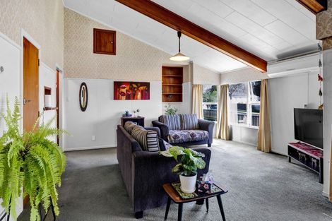 Photo of property in 49 Broadway, Stratford, 4332