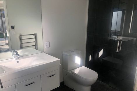 Photo of property in 2 Northbrook Place, Lower Shotover, Queenstown, 9304