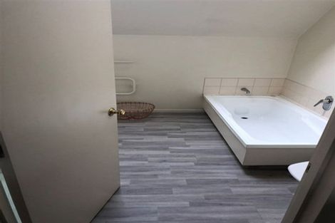 Photo of property in 84 Matipo Street, Riccarton, Christchurch, 8041