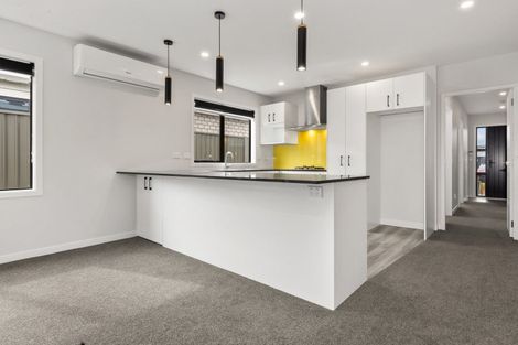 Photo of property in 10 Pihoihoi Place, Kenepuru, Porirua, 5022